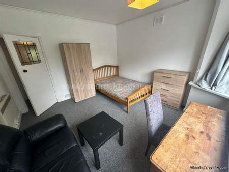 2 bedroom property to rent in Birmingham - Photo 2