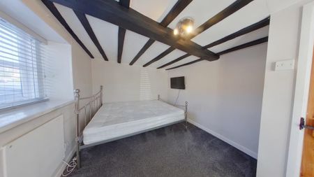 1 bedroom ground floor maisonette to rent - Photo 3