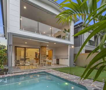 21A Nannygai Street, Noosaville QLD 4566 - House For Rent | Domain - Photo 1