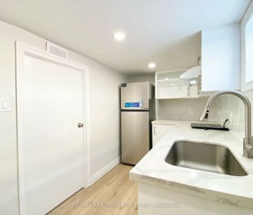 808 Midland Avenue #Bsmt - Photo 2