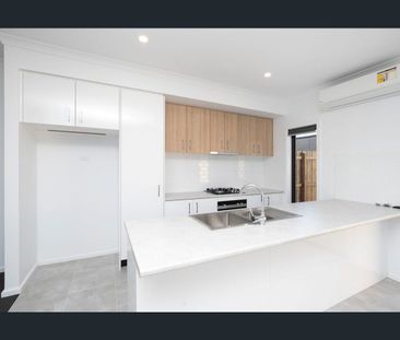 63 Normanby Boulevard, Deanside, Vic 3336 - Photo 5