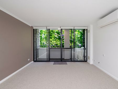11/82 Royal Street, East Perth - Photo 4