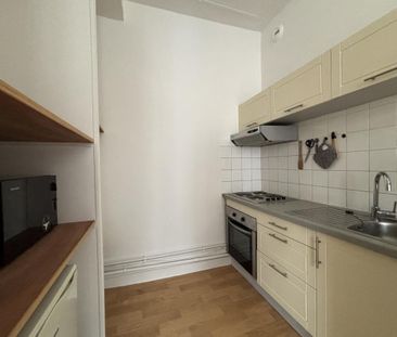 Location Appartement 2 pièces Meublé 44m² ST OMER 62500 - Photo 6