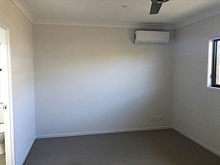 Family Home In Camelot Estate! - Photo 3