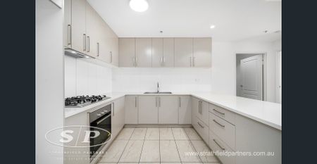 Modern Apartment With Great Views - Photo 5