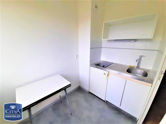 Location Appartement 1 pièce 28m² POITIERS 86000 - Photo 1