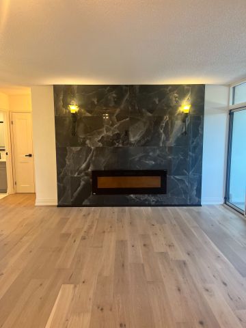 For Lease - 1535 Lakeshore Road Unit# 304, Mississauga, Ontario - Photo 3