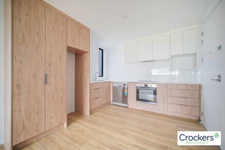 Brand New Apartment at the heart of Te Atatu South - Photo 4
