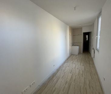 T1 Fontainebleau - Photo 2