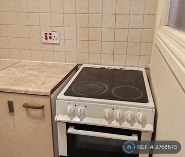 Studio to rent - Photo 6