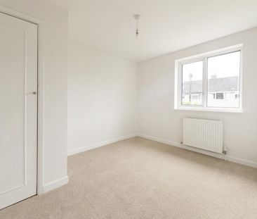 3 Bed House - Photo 4