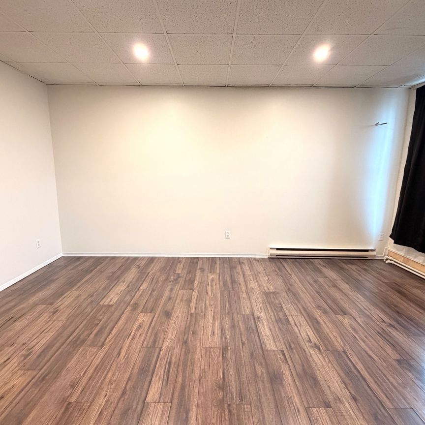 For Lease - 53 Walton Street Unit# 301, Port Hope, Ontario - Photo 1