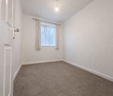 2 Bedroom Flat To Let - HP12 - Photo 3
