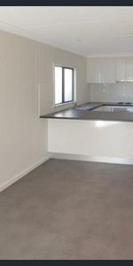 Modern 1 bedroom Granny Flat - Photo 3