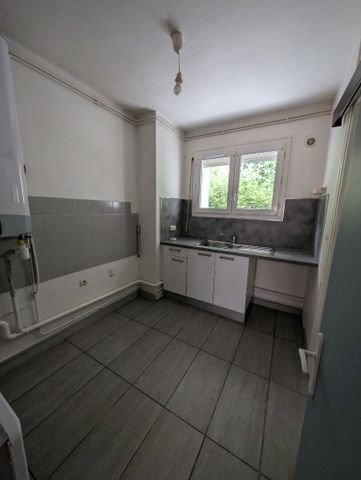 Location Appartement 3 pièces 43m² - Photo 2