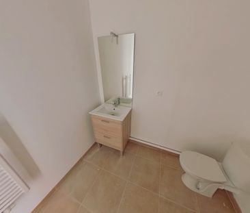 Location Appartement 2 pièces 46m² LUCE 28110 - Photo 2