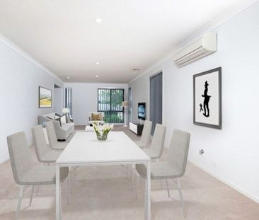 Immaculately Presented Townhouse - Photo 1