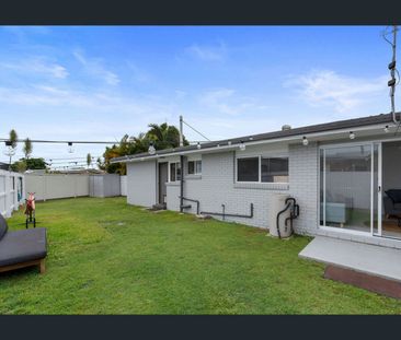 1/30 Nelson Street, Golden Beach, Qld 4551 - Photo 6