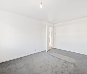 Ref: GF - Wray Common Road - Photo 6