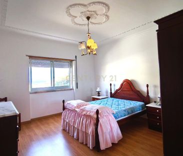 A dos Cunhados, Lisbon - Photo 5