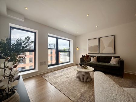 Victoria Road, Aldershot, Hampshire, GU11 - Photo 2