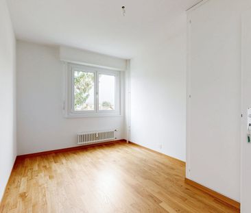 5 Zimmer, 106 m², 2. Stock - Photo 1