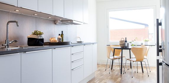 Gångbrogatan 2 - Photo 2