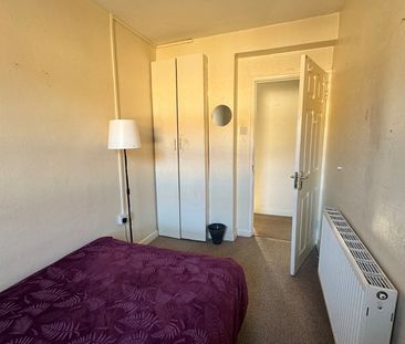 Room in a Shared Flat, Ruscoe House, SE27 - Photo 3