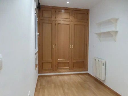 Piso de alquiler en Calle del Límite, 40, Ibiza de Madrid - Foto 2