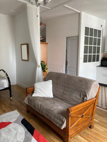 Location Appartement 1 pièce 38m² LYON 3ème - Photo 2