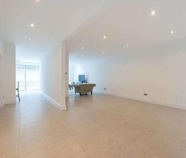 Ullswater Crescent, Kingston Vale, SW15 - Photo 3