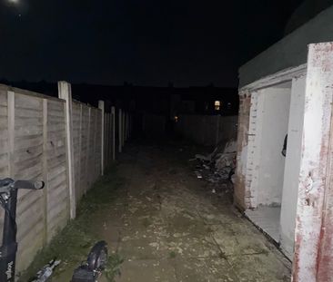 2 Bed Terraced House, Kenilworth Road, B20 - Photo 4