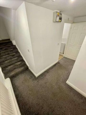 Beach Road, South Shields, NE33 - Photo 4