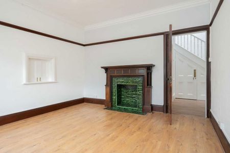 4 bedroom maisonette to rent - Photo 2