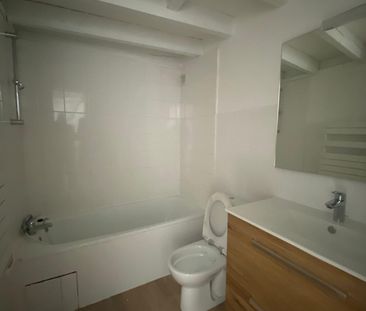 Location Appartement 1 pièce 28m² LYON 7ème - Photo 1