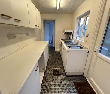 3 bedroom terraced house to rent - Photo 2