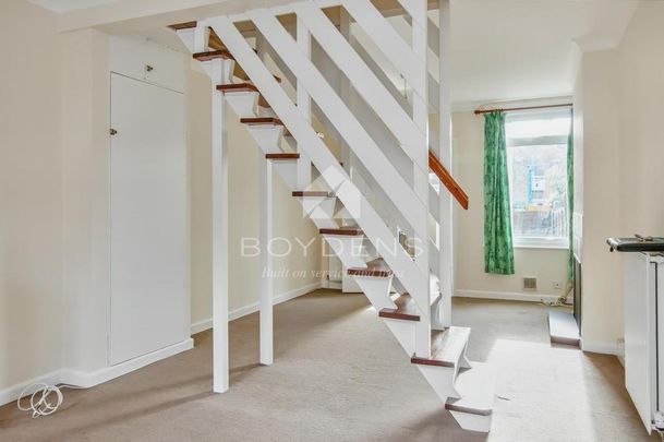 2 bedroom end of terrace house to rent - Photo 1