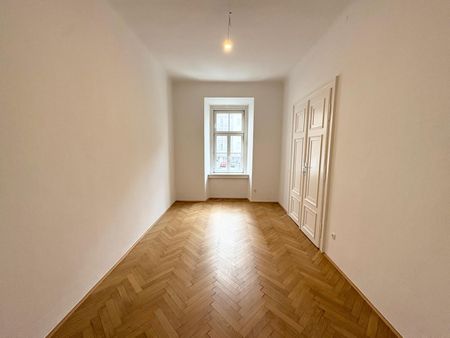 Erstbezug nach Sanierung 4-Zimmer-Wohnung nahe Augarten - Provisionsfrei! - Foto 3