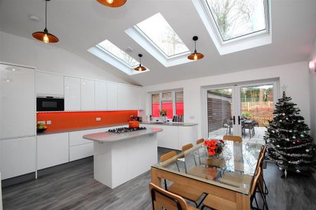 4 bedroom house to rent - Photo 3