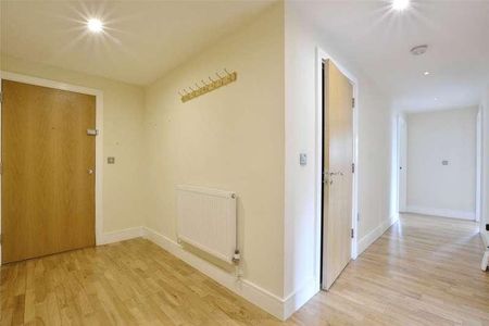 Torrent Lodge, Merryweather Place, SE10 - Photo 3