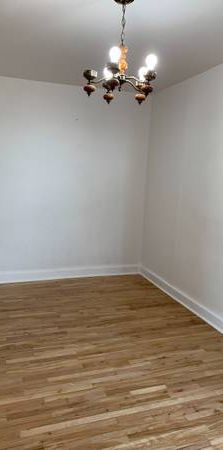 Huge 4.5 (2BR) in vieux Rosemont - Photo 1