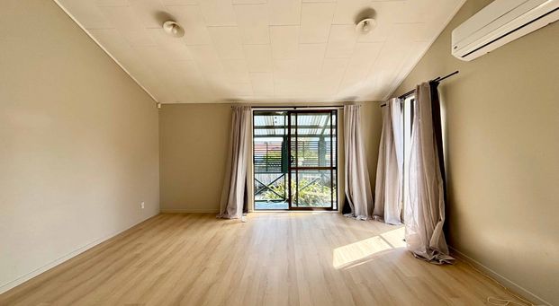 Convenient location! - Photo 1