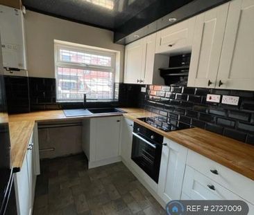 2 bedroom semi-detached house to rent - Photo 6