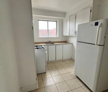 Appartement à louer - Montréal (Côte-des-Neiges/Notre-Dame-de-Grâce... - Photo 2