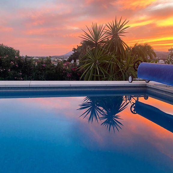 Luxury Villa for rent in Nueva Andalucia, Spain - Photo 1