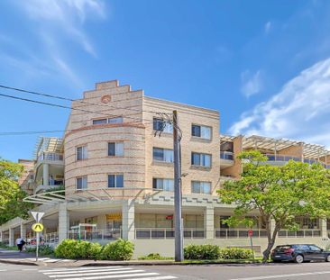 Bright & Spacious 2-Bedroom Apartment in a Secure Building - Photo 5