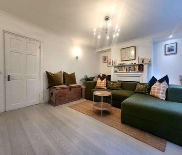 Windlesham, Surrey, GU20 - Photo 1