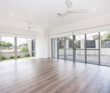 Two Storey Home with Commanding Street Frontage - Photo 6