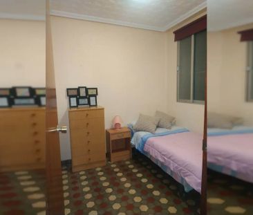 Room in a shared 3-bedroom apartment for rent in Arrancapins. - Photo 1