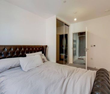 2 bedroom flat to rent - Photo 6